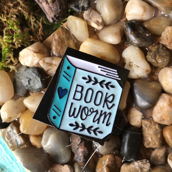 LAST ONE🔥3/$15⚡️Book 🐛 Worm Pin - Picture 3 of 6